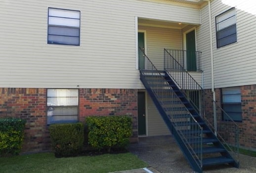 Primary Photo - Misty Square Apartments