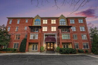 Building Photo - 1735 Peachtree St NW