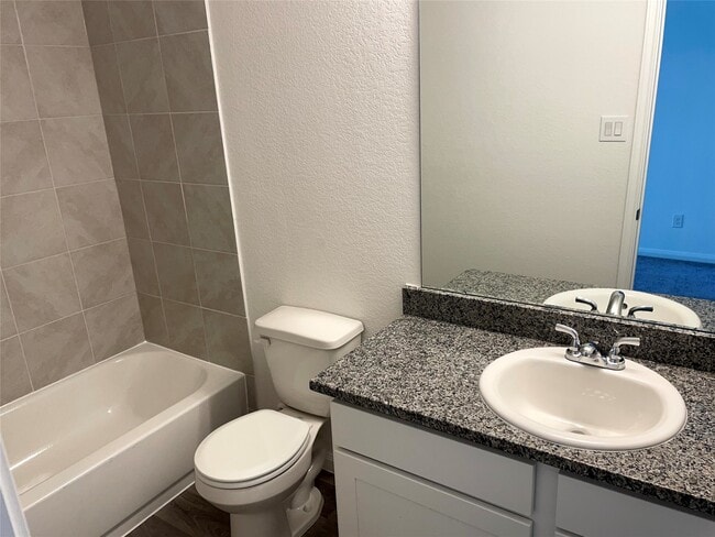 Building Photo - 15111 Sorrento Bay Cir