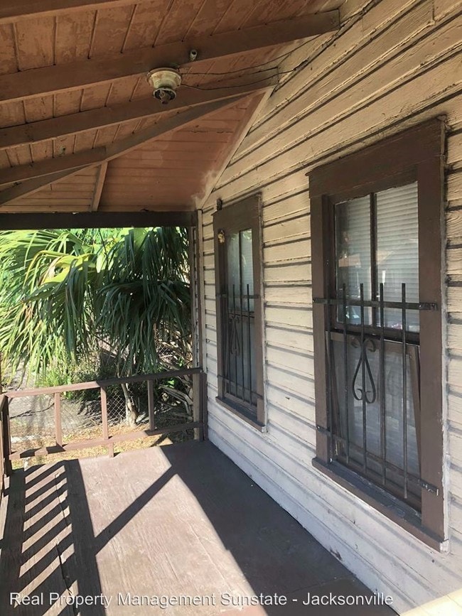 Building Photo - 2 br, 1 bath House - 445 Belfort St