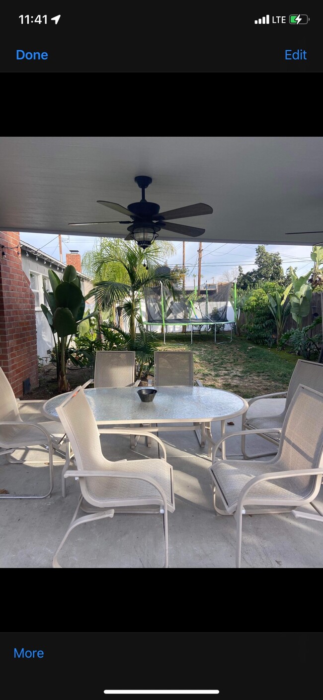 Patio interior - 914 Oleander St