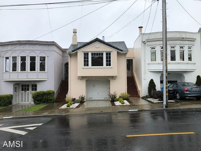 Foto del edificio - 2 br, 1 bath House - 2659 20th Avenue