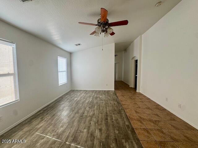 Foto del edificio - 23435 W Mohave St