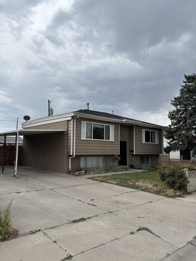 Building Photo - 125 W 8710 S