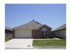 Building Photo - 10456 Fossil Hill Dr