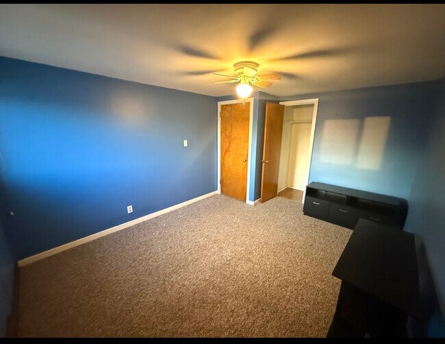 Foto del edificio - 91 Bloomfield Ave