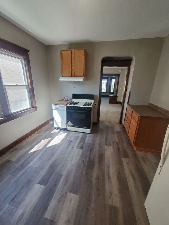 Foto del edificio - 2130-2130 N 52nd St