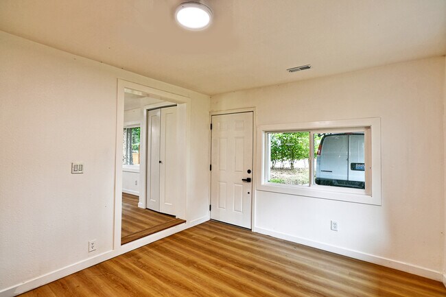 Foto del edificio - 22705 Mountlake Terrace