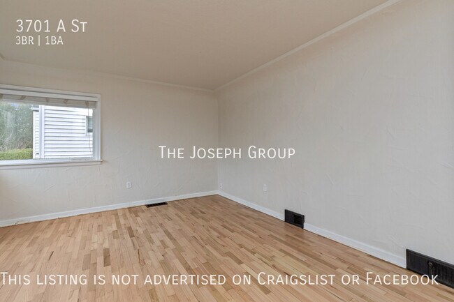 Foto del edificio - Charming 3 bed/1 bath in Tacoma