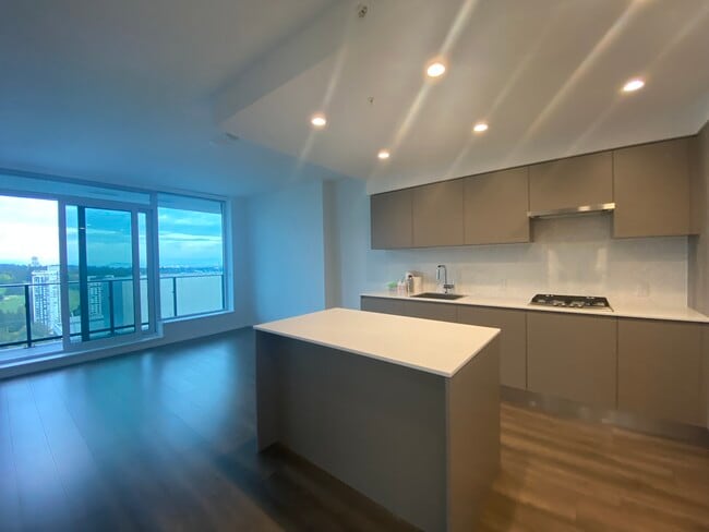 Building Photo - 3809 Evergreen Pl