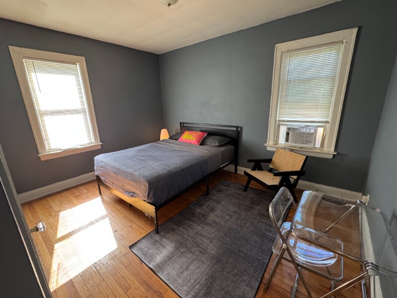 Foto principal - 3625 Bedford St