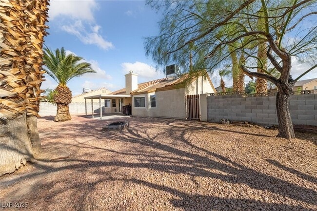 Building Photo - 6316 W La Madre Way