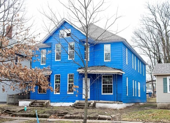 Building Photo - 512-514 S 4th ST