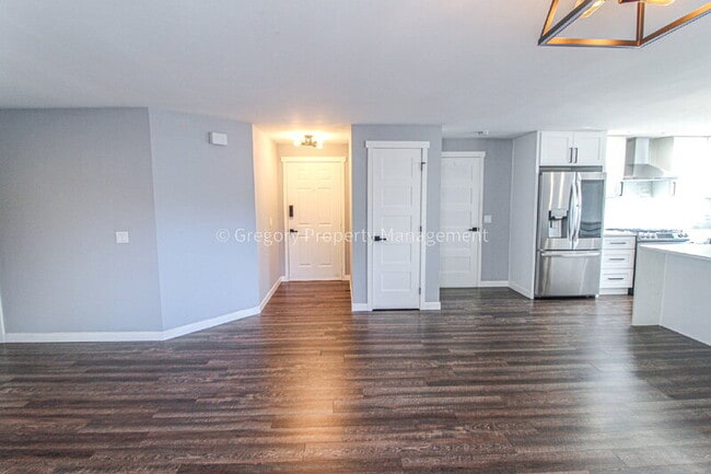 Foto del edificio - 114 75th St SW