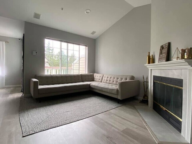 Foto del edificio - 18505 SE Newport Way