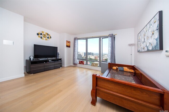 Foto del edificio - 13835 39th Ave