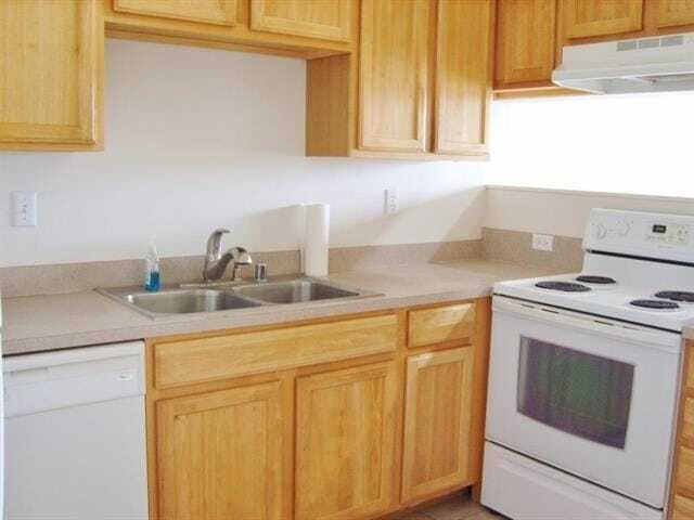 Building Photo - 45 Stephen Ln