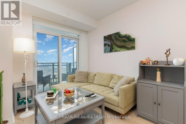 Photo du bâtiment - 55 Ann O'Reilly Rd