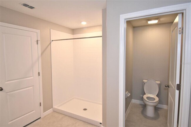 Building Photo - 9323 Channing Hill Dr