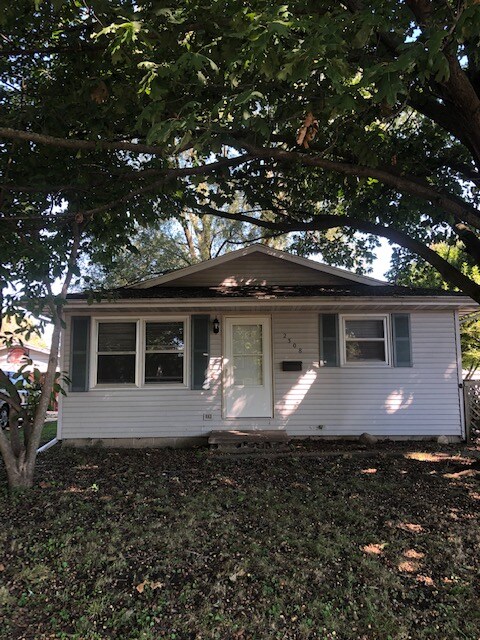 Building Photo - 2308 Lantern Hill Dr