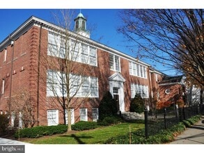 Building Photo - 35 Quarry St