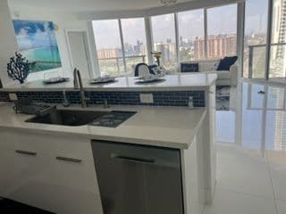 Building Photo - 16699 Collins Ave
