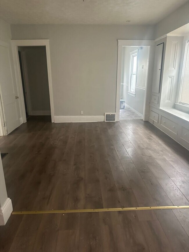 Foto del edificio - Nice Cozy downstairs unit