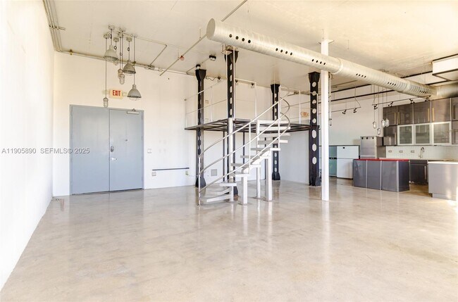 Foto del edificio - 250 NW 23rd St