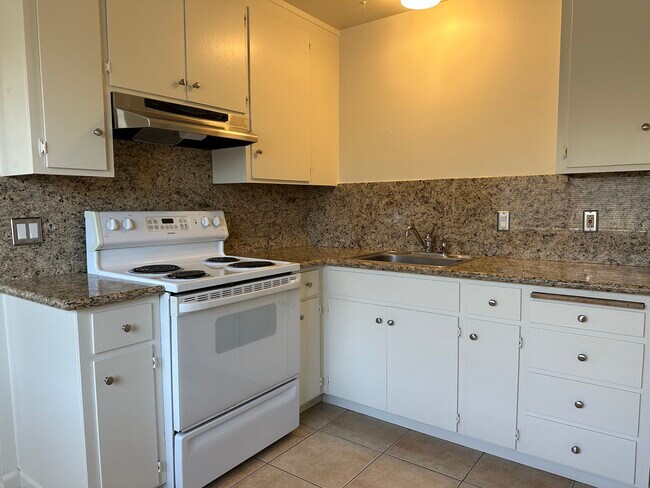Foto del edificio - 1089 Oakmont Dr