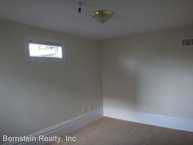 Building Photo - 2277 Van Ness Ave