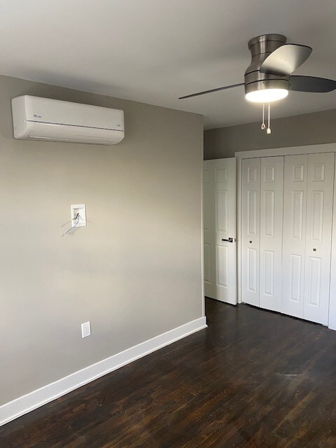 Foto del edificio - 1130 E 83rd St