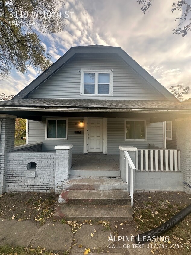 Primary Photo - Westside 4BR House For RENT!