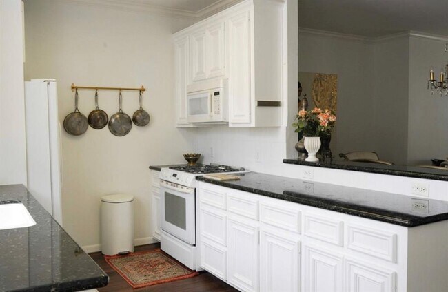 Foto del edificio - 1316 Tuam St