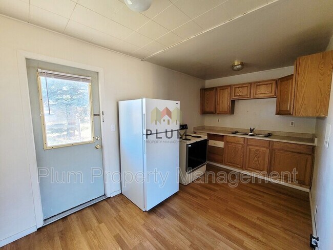 Building Photo - 34504 Morigeau St