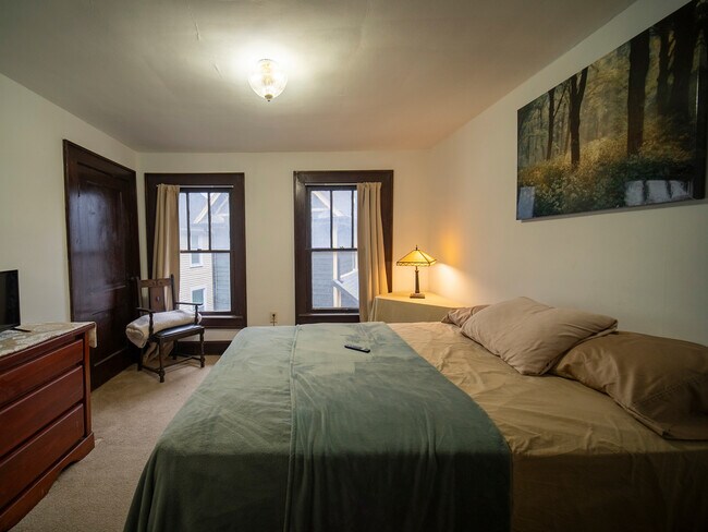 Photo - 1805 Commerce Ave House