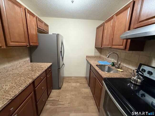 Foto del edificio - 140 Kane St