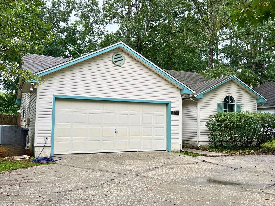 Foto principal - 3/2 in Sugarmill with pool access!