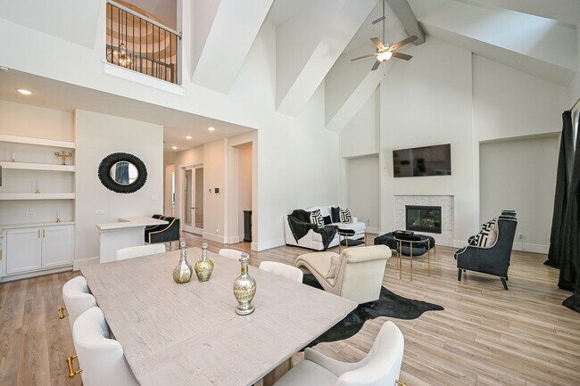 Foto del edificio - 9006 Meadow Bridge Dr