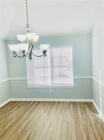 Foto del edificio - 2632 Lake Ridge Dr