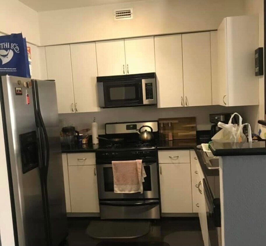 Foto principal - 1801 E Katella Ave