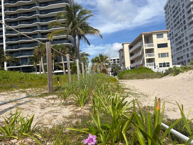 Building Photo - 1009 N Ocean Blvd