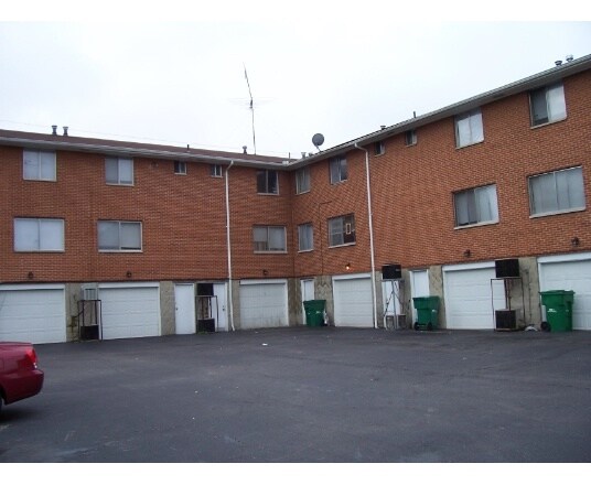 Foto del edificio - Fair Oaks Apartments