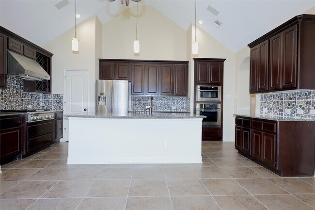 Foto del edificio - 17311 Quiet Shores Dr