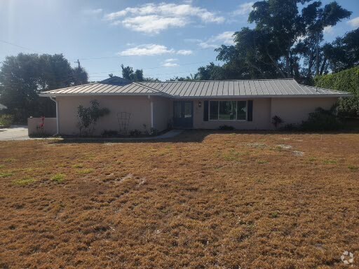 Building Photo - 1257 NE Sago Dr