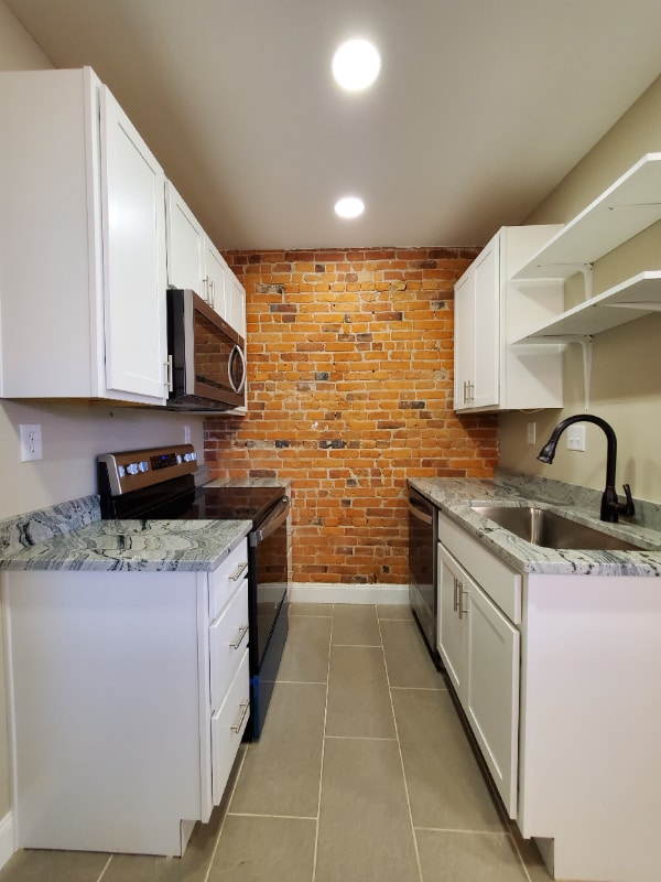 Foto del edificio - 987 Parsons Ave