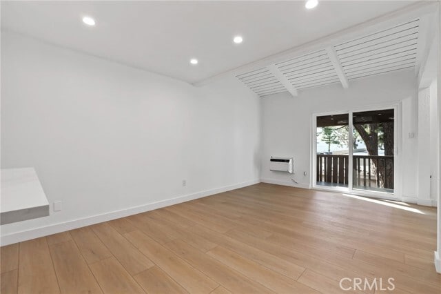 Foto del edificio - 1030 W MacArthur Blvd