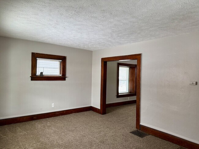 Foto del edificio - 1182 5th Ave