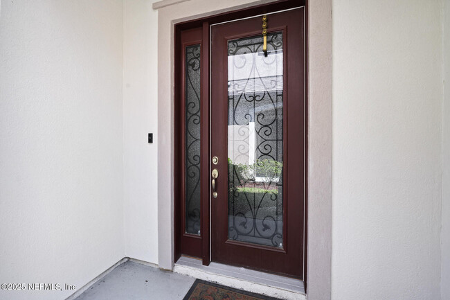 Building Photo - 435 Wingstone Dr