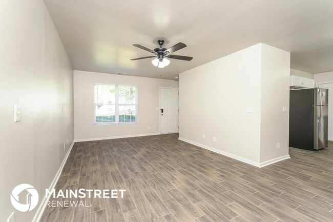 Building Photo - 1209 Maury Ln