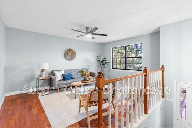 Foto del edificio - 3712 Pickering Ave
